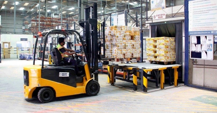 forklifting mangoboxes